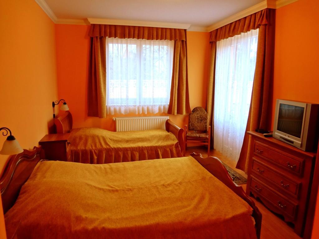 Horvath Vendeghaz Hotell Orosháza Rom bilde